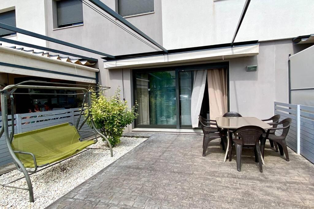 Chalet Moderno Con Piscina En Mont - Roige Bahia Exterior foto